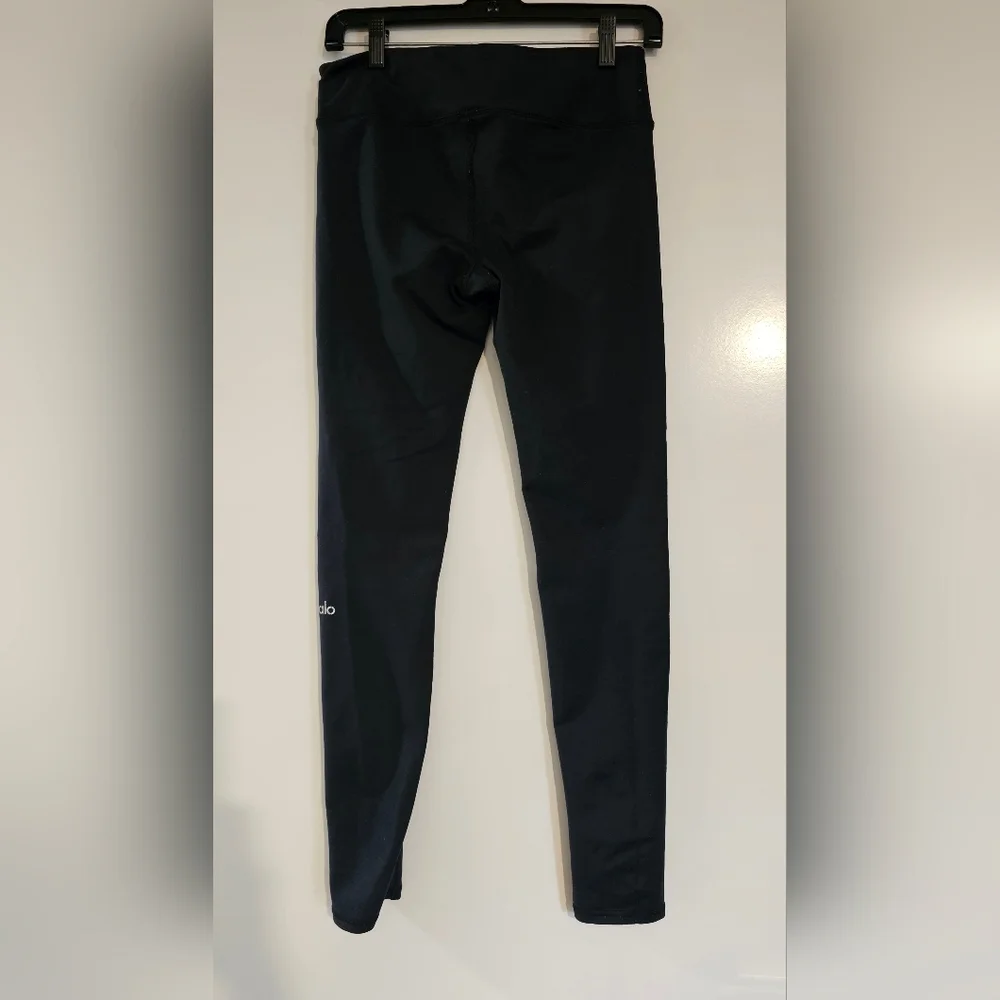 ALO Yoga Charcoal Leggings - Picture 2 of 3
